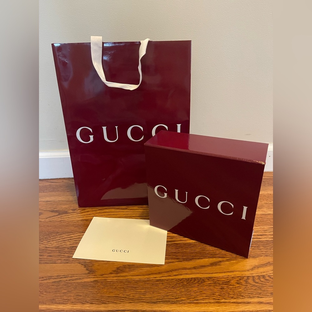 Gucci Deep Red Gift Set